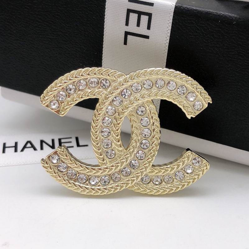 Chanel Brooch 1lyx121